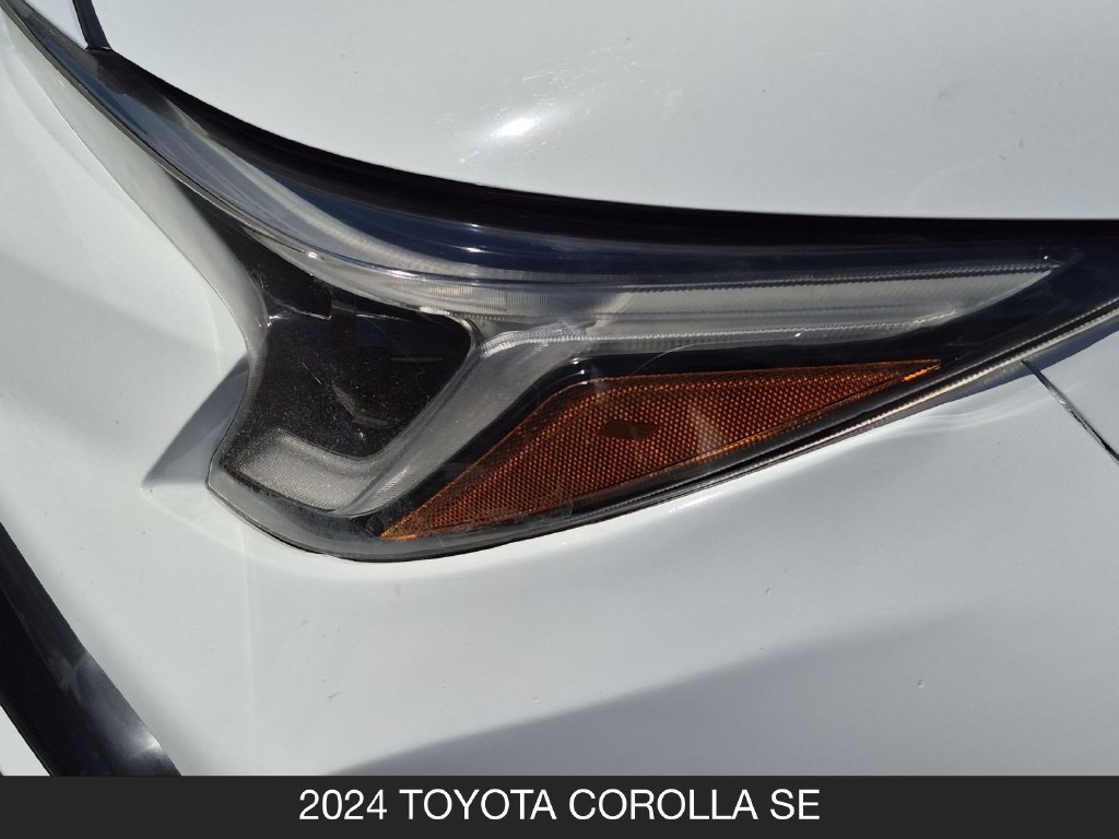 Used 2024 Toyota Corolla SE FWD image 10