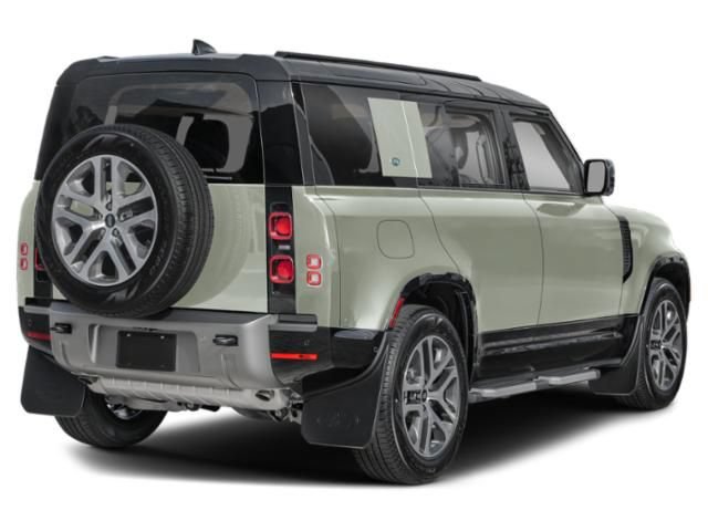 Used 2025 Land Rover Defender 110 X AWD/4WD image 4