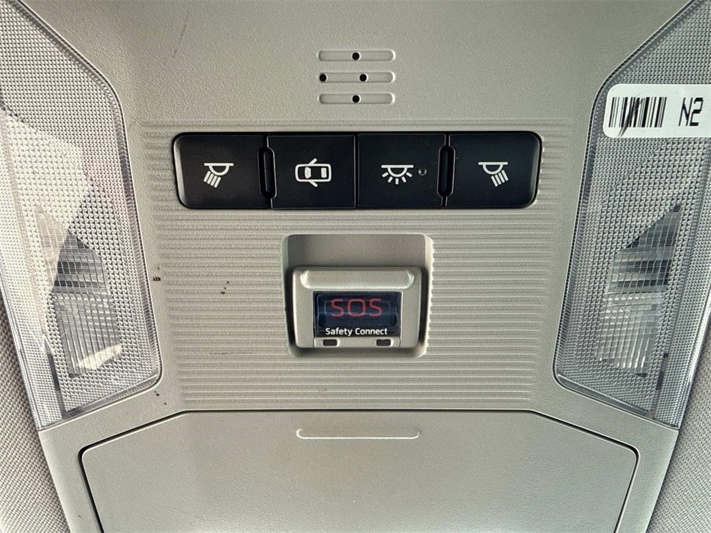 Used 2019 Toyota RAV4 LE image 22