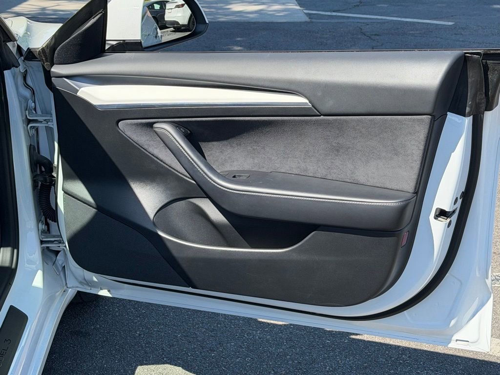 Used 2021 Tesla Model 3 Standard Range Plus RWD image 33