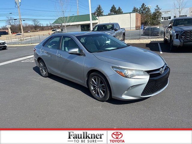Certified 2016 Toyota Camry SE image 2