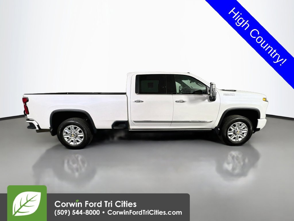 Used 2024 Chevrolet Silverado 3500 High Country w/ High Country Premium Package AWD/4WD image 17