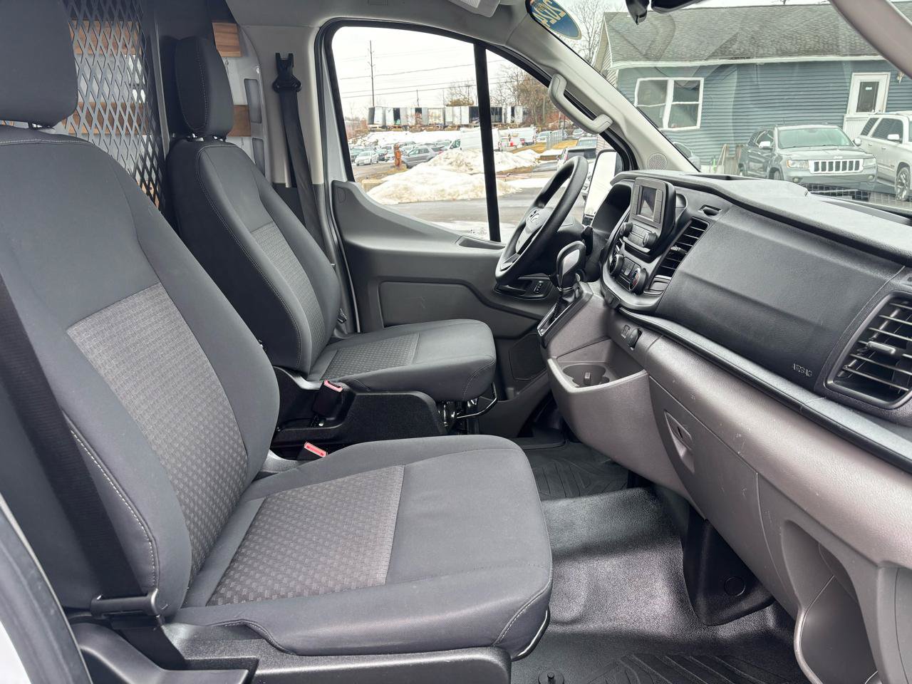 Used 2024 Ford Transit 250 Low Roof w/ Exterior Upgrade Package RWD image 15