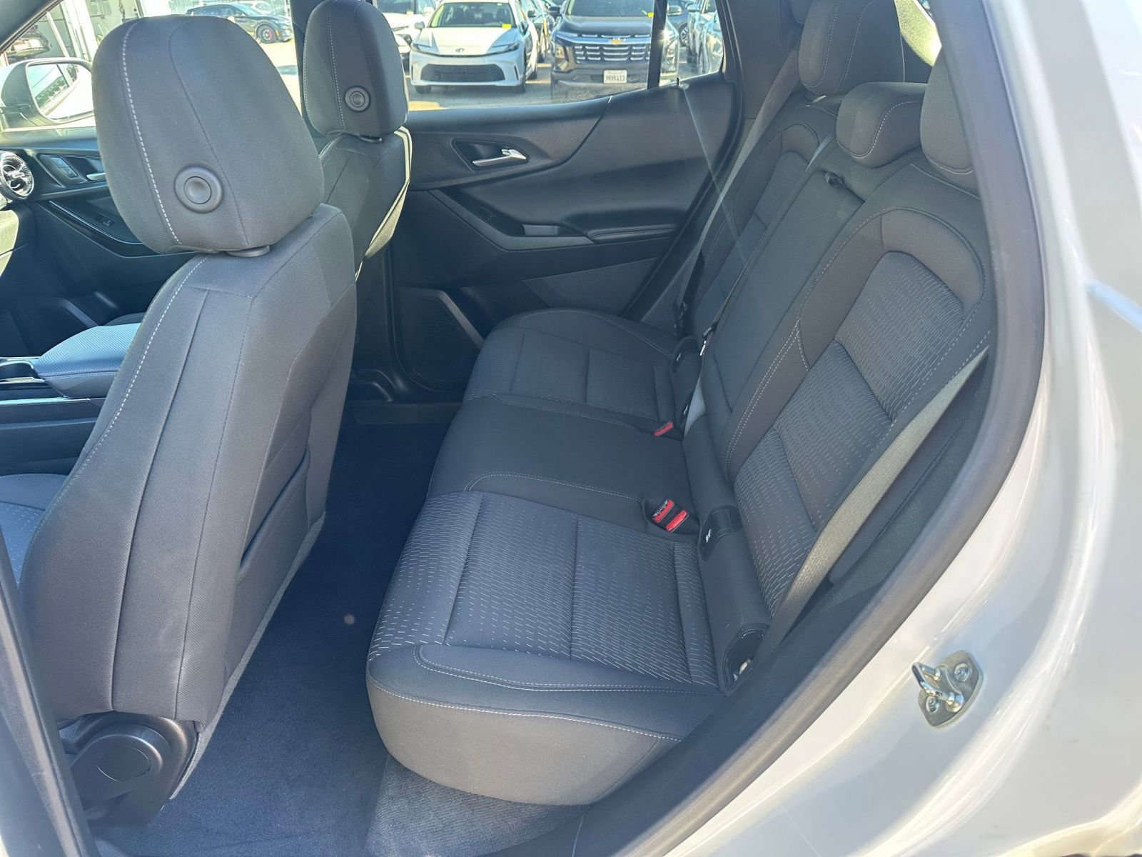 Used 2025 Chevrolet Equinox LT image 24