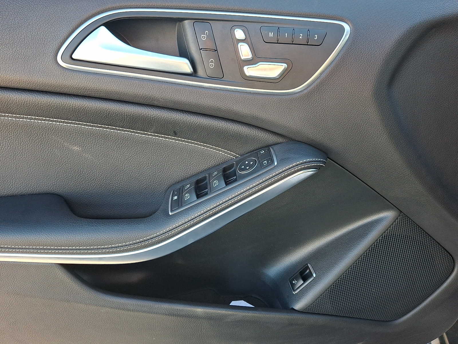 Used 2019 Mercedes-Benz GLA 250 4MATIC image 12