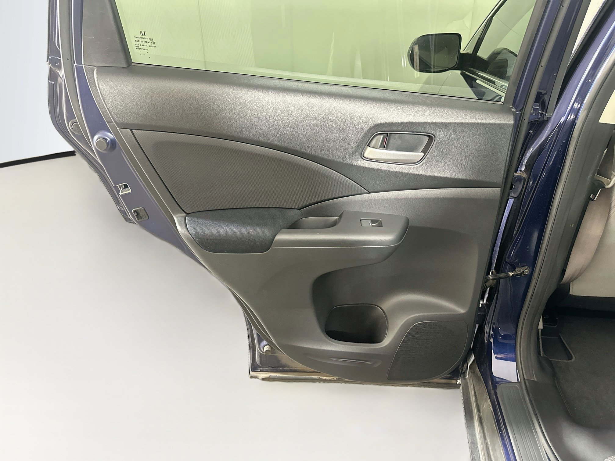 Used 2015 Honda CR-V LX image 24