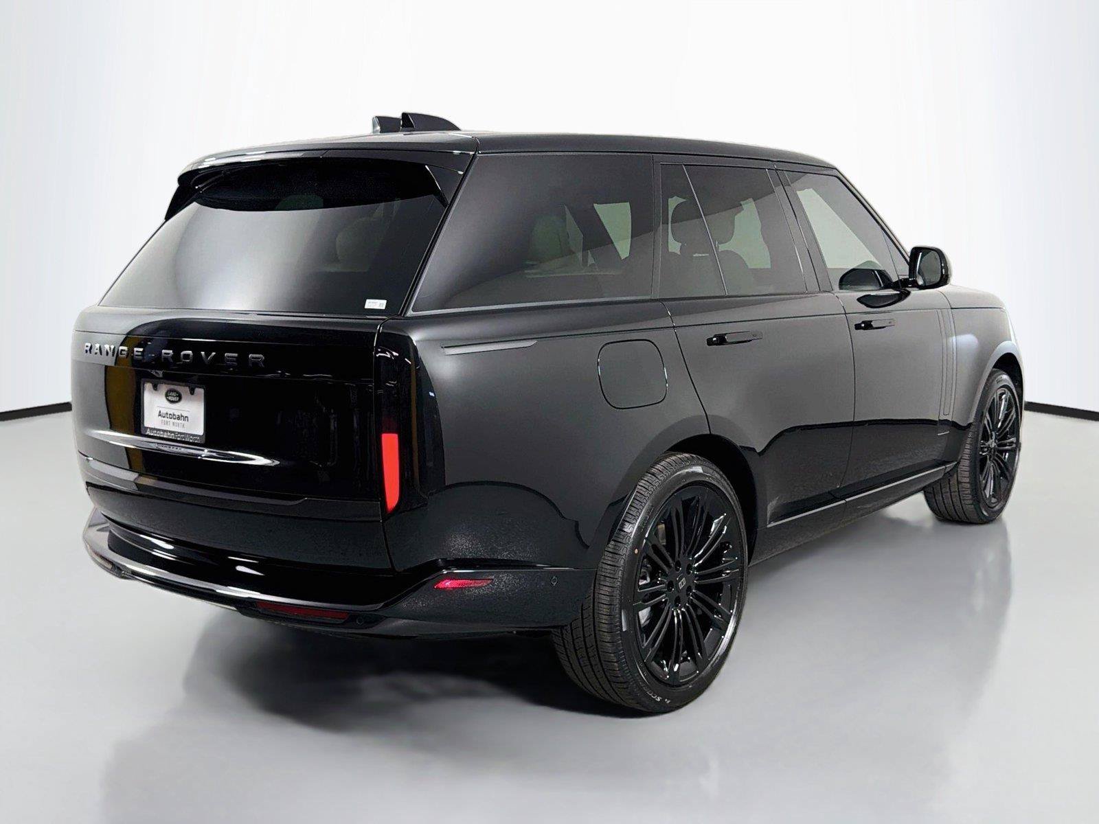 New 2027 Land Rover Range Rover SE AWD/4WD image 5