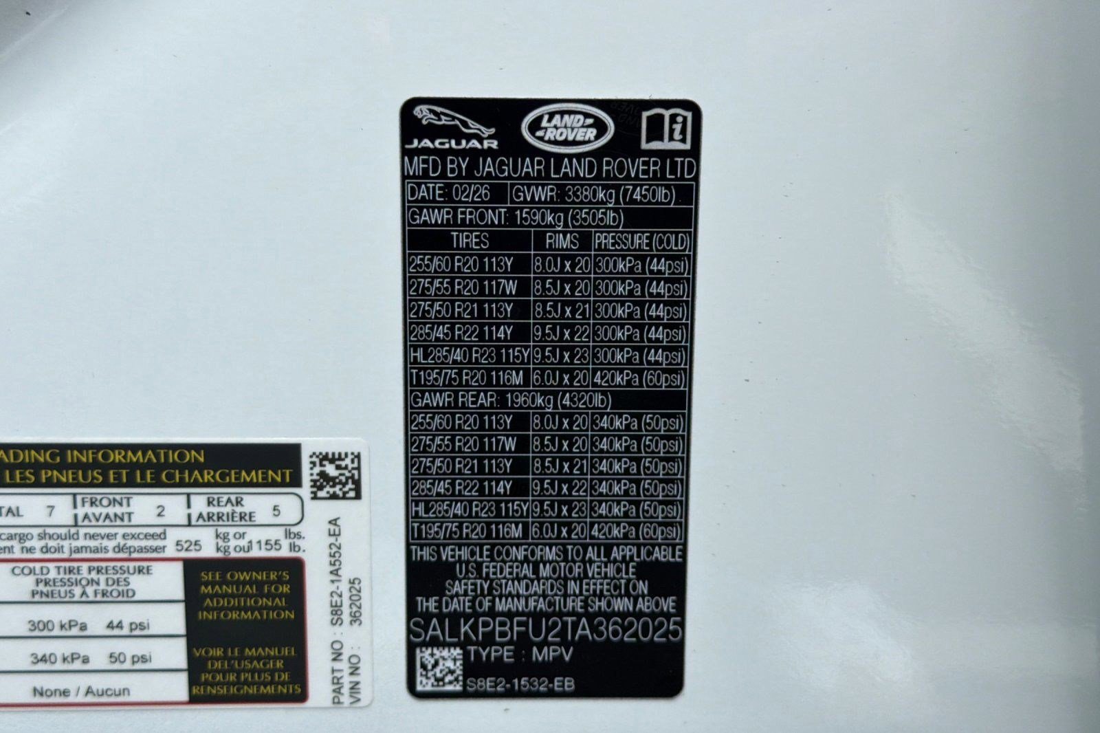 New 2026 Land Rover Range Rover Long Wheelbase SE AWD/4WD image 16