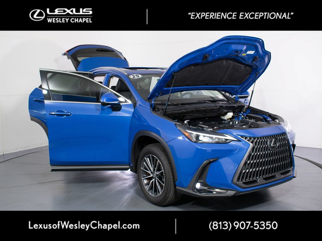 Used 2025 Lexus NX 250 FWD w/ Towing Package (2000 Lbs) image 16