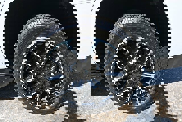 Used 2021 Chevrolet Tahoe RST image 13