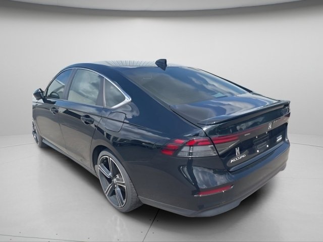 Used 2023 Honda Accord Sport image 12