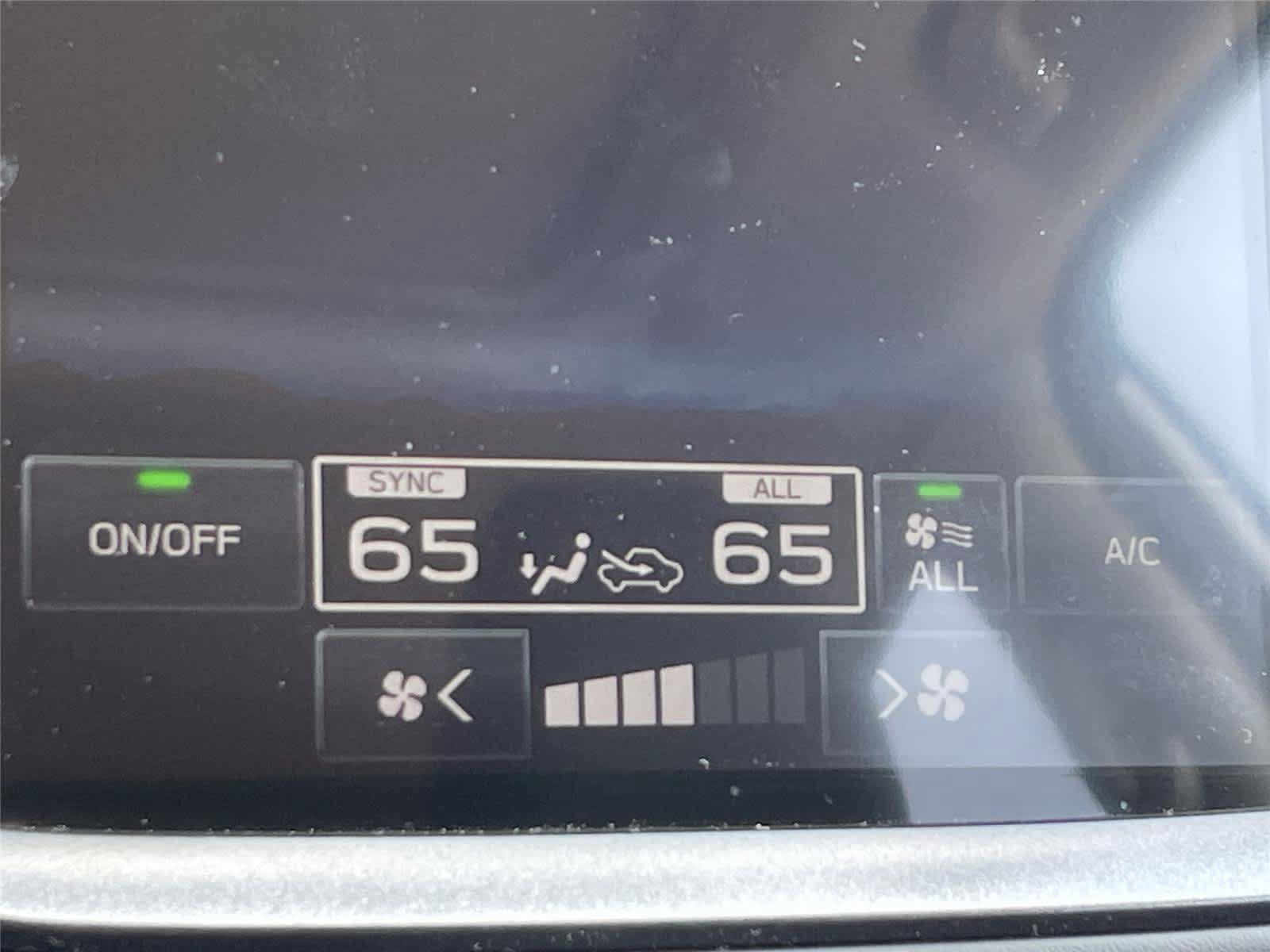 Used 2025 Subaru Crosstrek 2.5i Limited AWD/4WD image 20