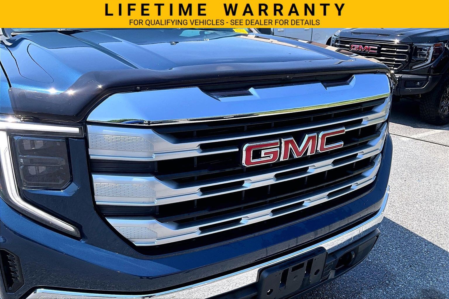 Used 2023 GMC Sierra 1500 SLE AWD/4WD image 5