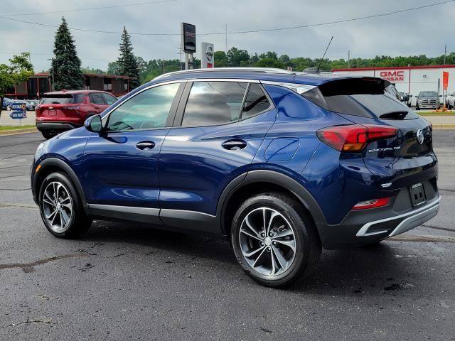 Used 2023 Buick Encore GX Select FWD image 3