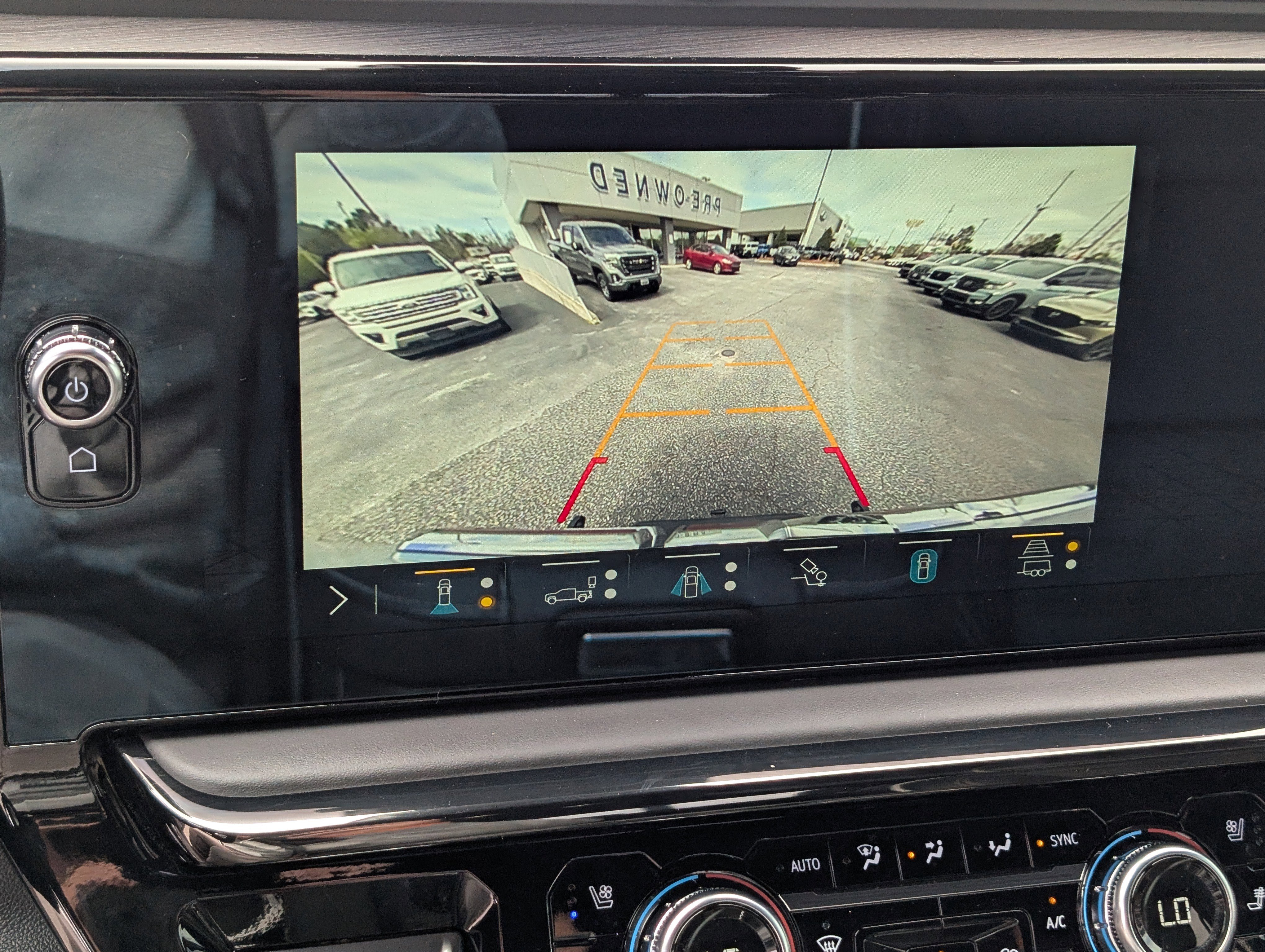 Used 2023 GMC Sierra 1500 AT4X image 26