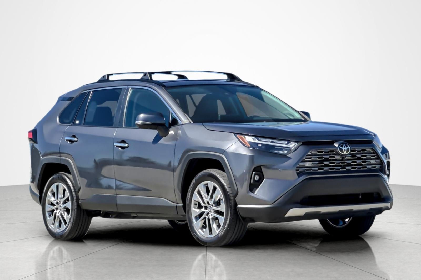 Certified 2023 Toyota RAV4 Limited AWD/4WD image 7