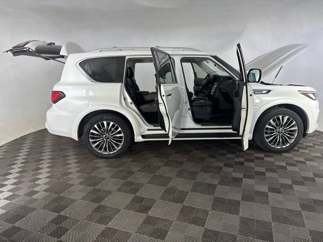 Used 2019 INFINITI QX80 Luxe w/ 22" Wheel Package AWD/4WD image 17