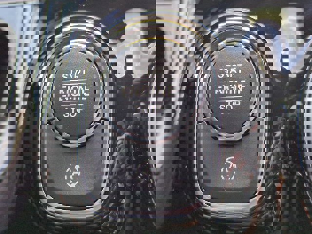 Used 2025 Mercedes-Benz GLA 250 image 26