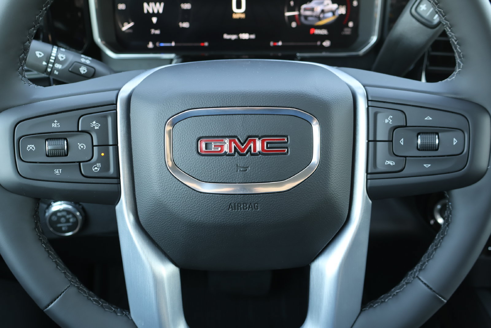 New 2026 GMC Sierra 3500 SLT w/ SLT Convenience Package AWD/4WD image 12