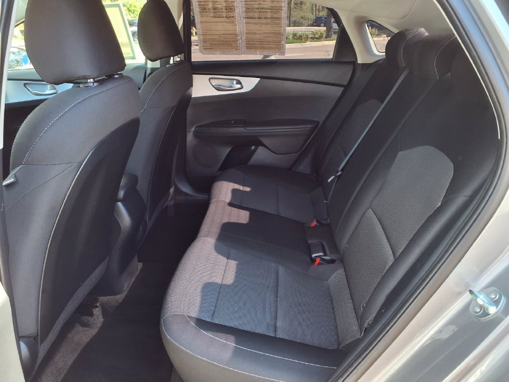 Certified 2024 Kia Forte LXS FWD image 13