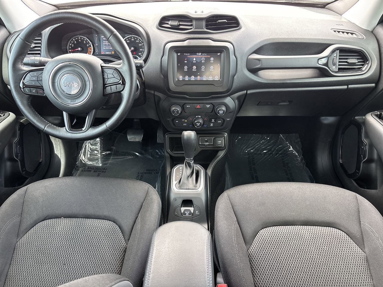 Used 2020 Jeep Renegade Altitude FWD image 11