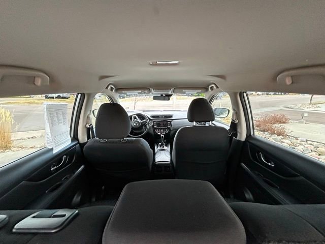 Used 2020 Nissan Rogue SV image 10