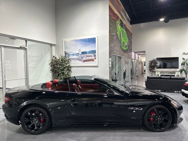 Used 2014 Maserati GranTurismo Sport RWD image 23