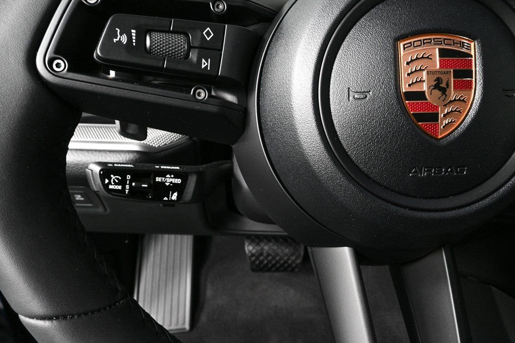 Certified 2026 Porsche Cayenne Coupe AWD/4WD image 10