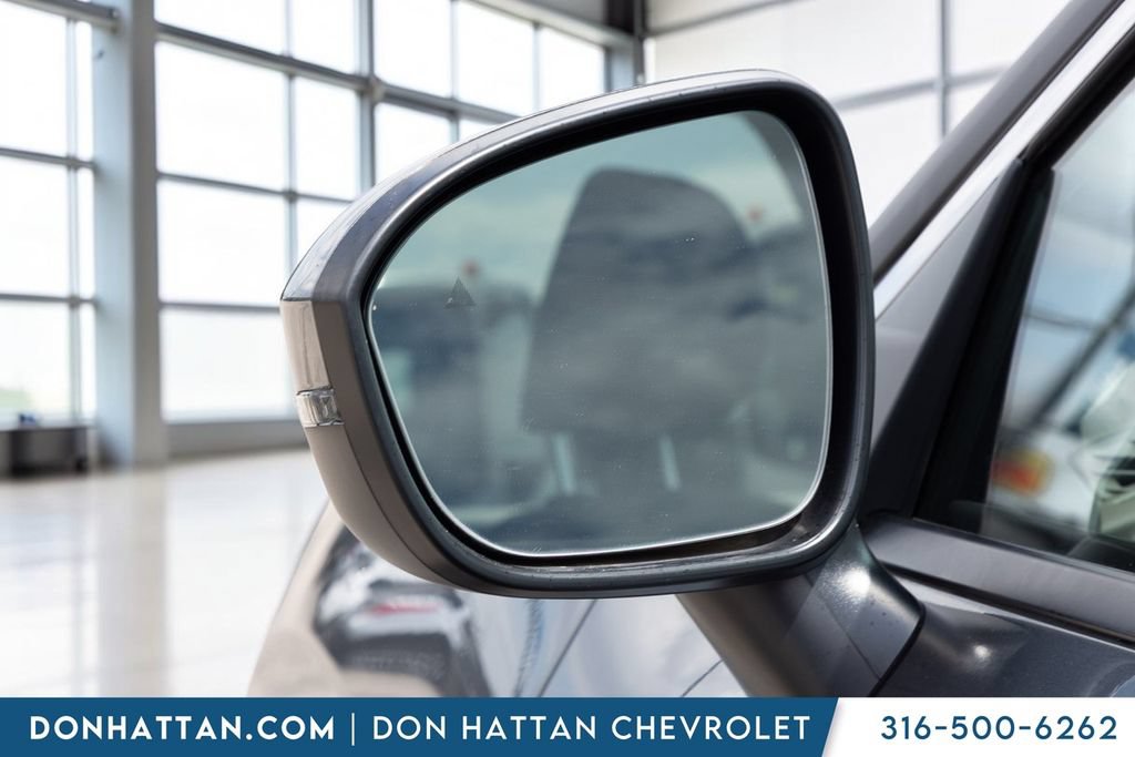 Used 2023 Nissan Rogue SV AWD/4WD image 27