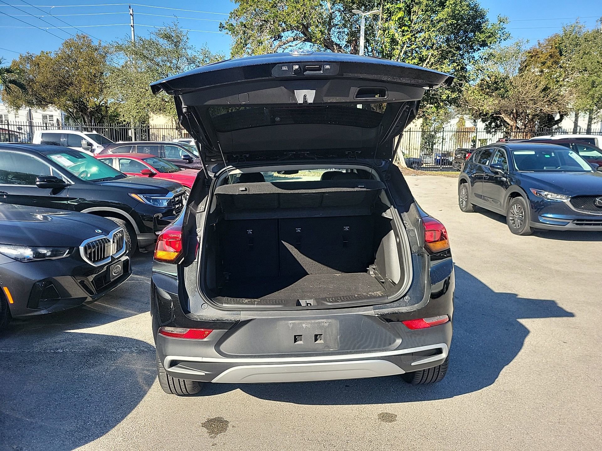 Used 2022 Buick Encore GX Select image 15