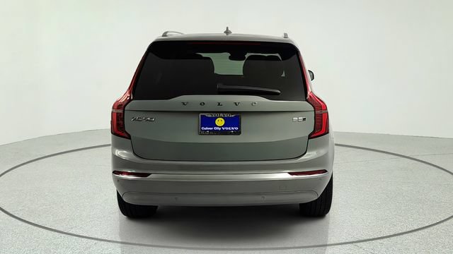 New 2026 Volvo XC90 B5 Plus w/ Protection Package AWD/4WD image 6