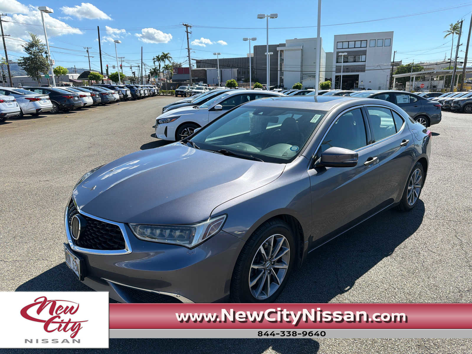 Used 2020 Acura TLX image 1