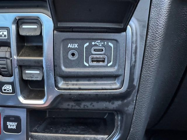 Used 2023 Jeep Wrangler Unlimited Rubicon 4xe image 25