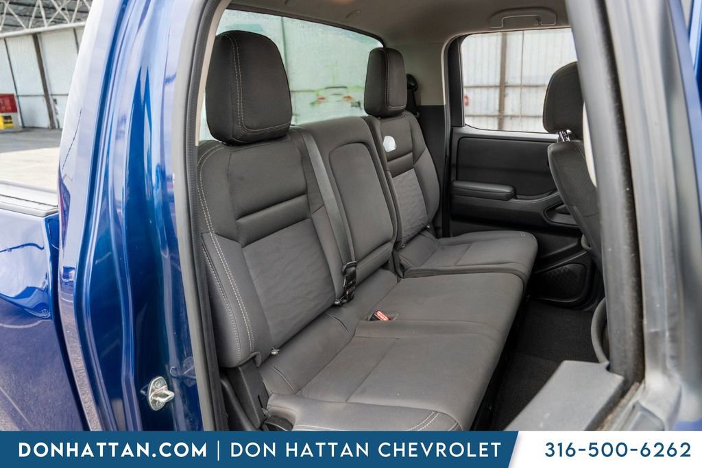 Used 2022 Nissan Frontier SV image 25