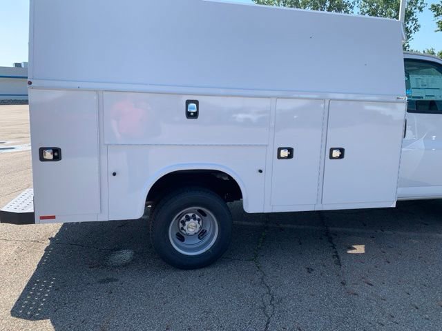 New 2024 Chevrolet Express 3500 w/ Power Convenience Package image 22