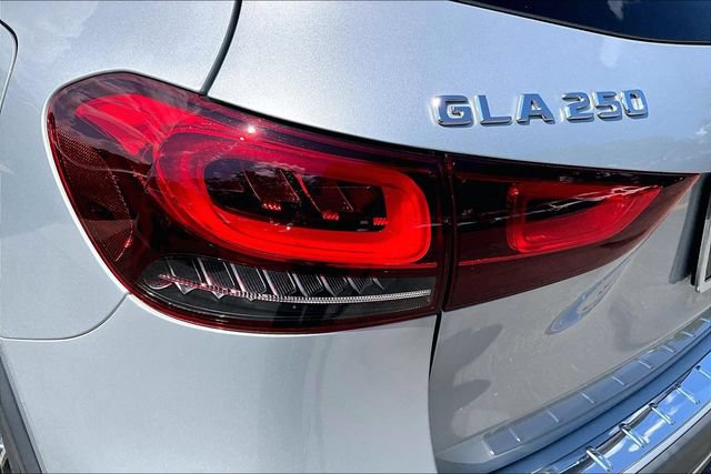 Certified 2023 Mercedes-Benz GLA 250 4MATIC w/ AMG Line Exterior image 25