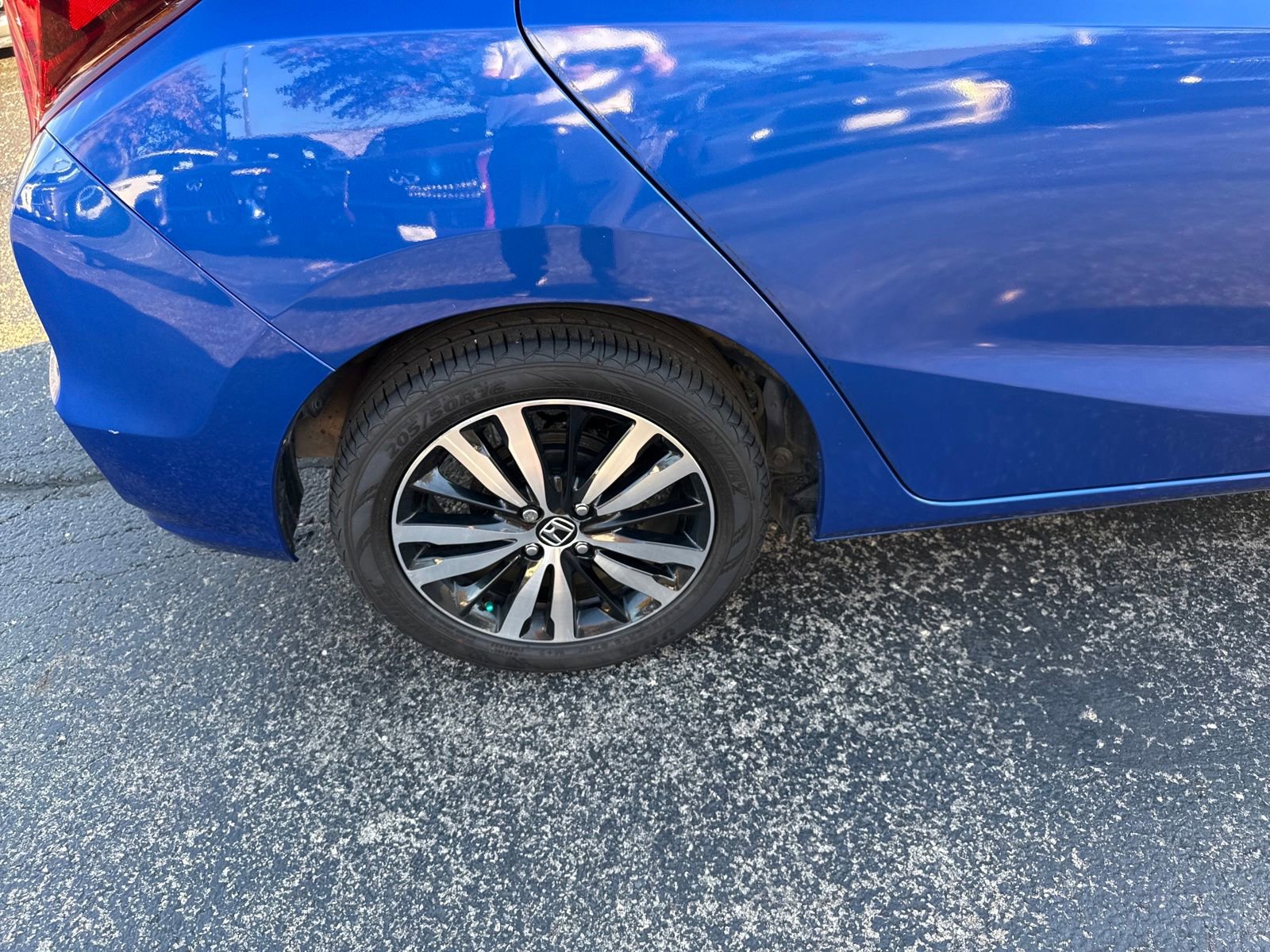 Used 2020 Honda Fit EX image 32