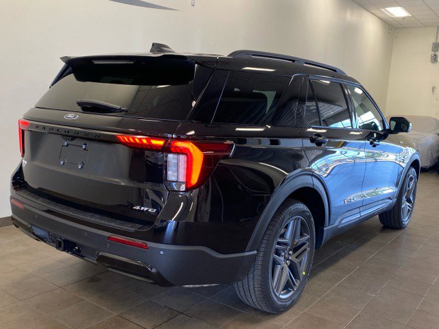 New 2026 Ford Explorer ST-Line w/ ST-Line Street Pack image 7