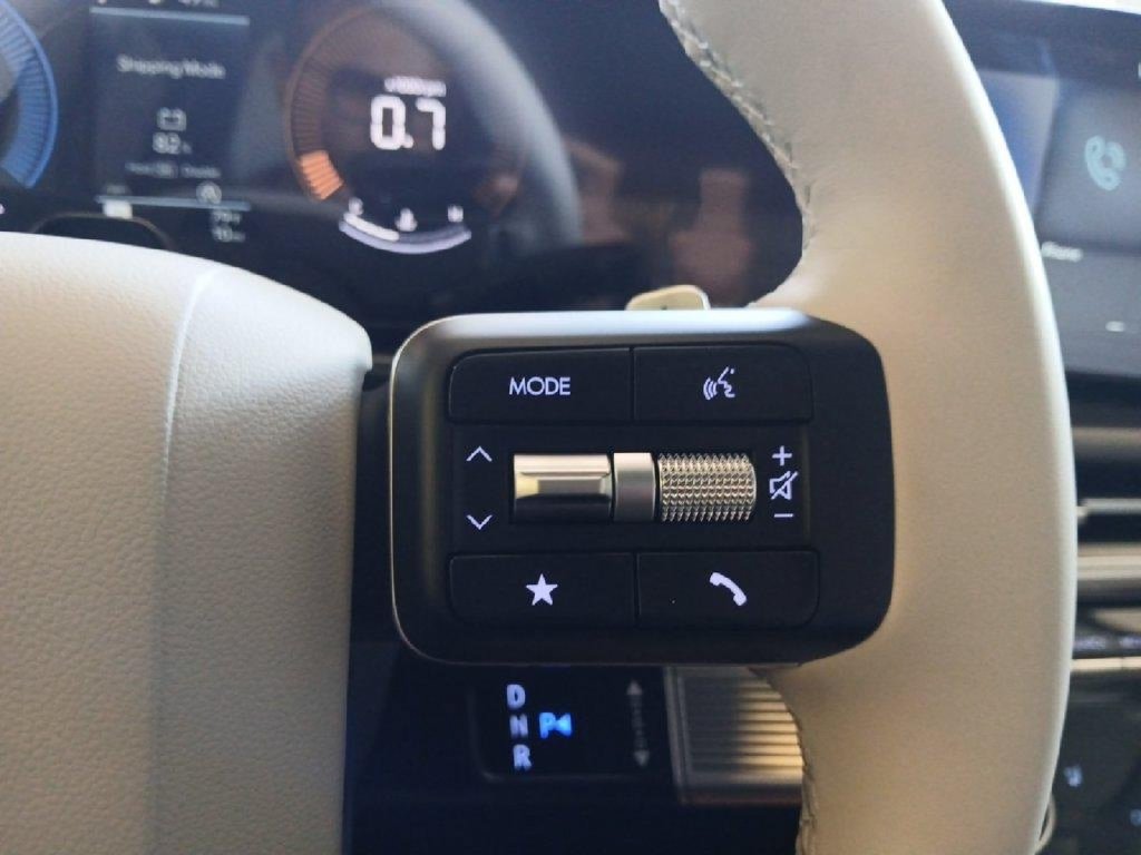 New 2026 Hyundai Santa Fe SEL FWD image 18
