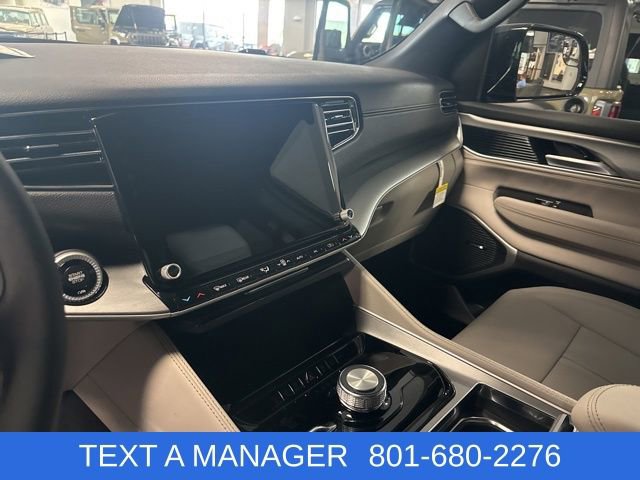 New 2026 Jeep Grand Wagoneer Limited AWD/4WD image 15