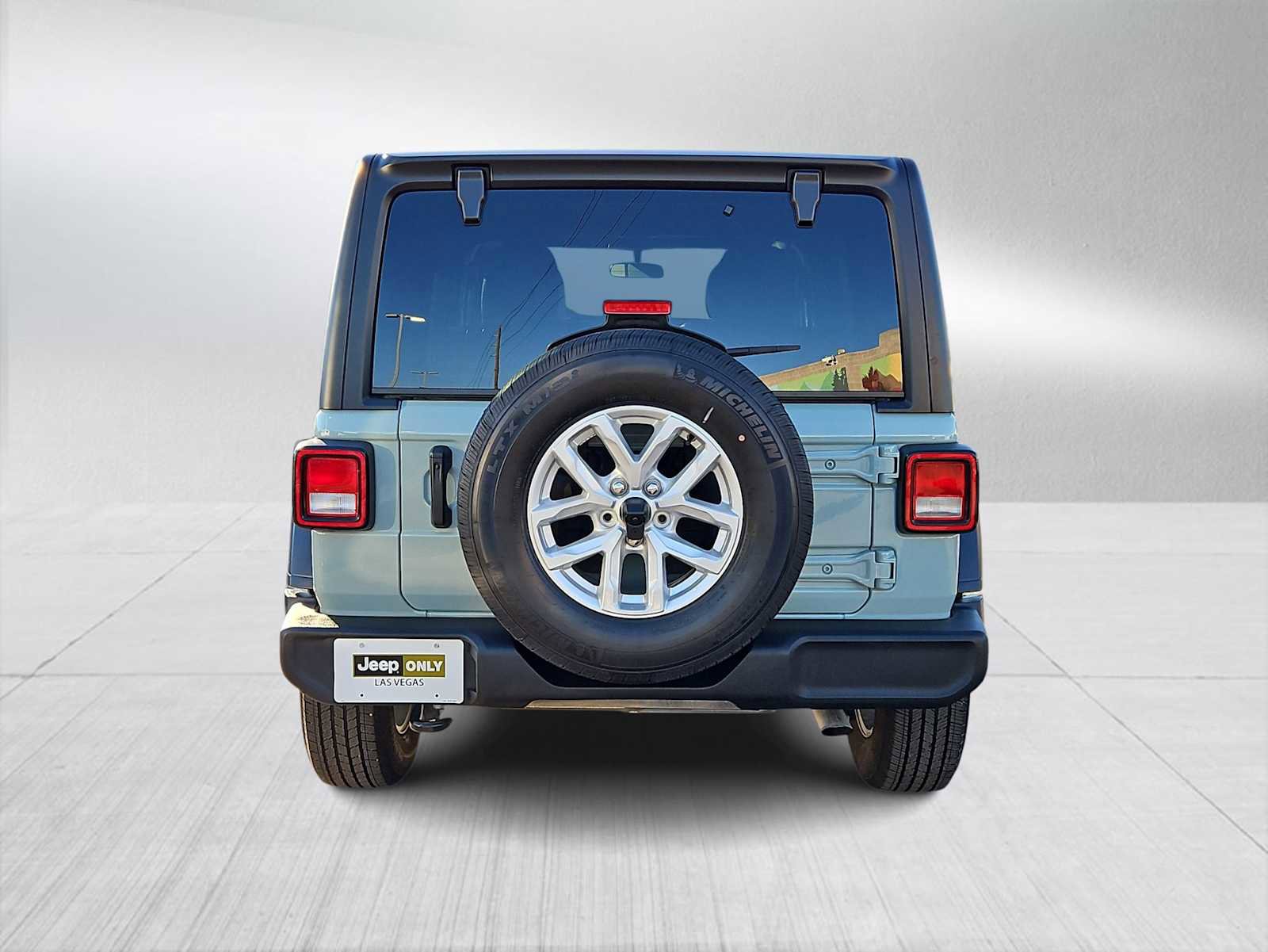 Used 2023 Jeep Wrangler Sport S image 7