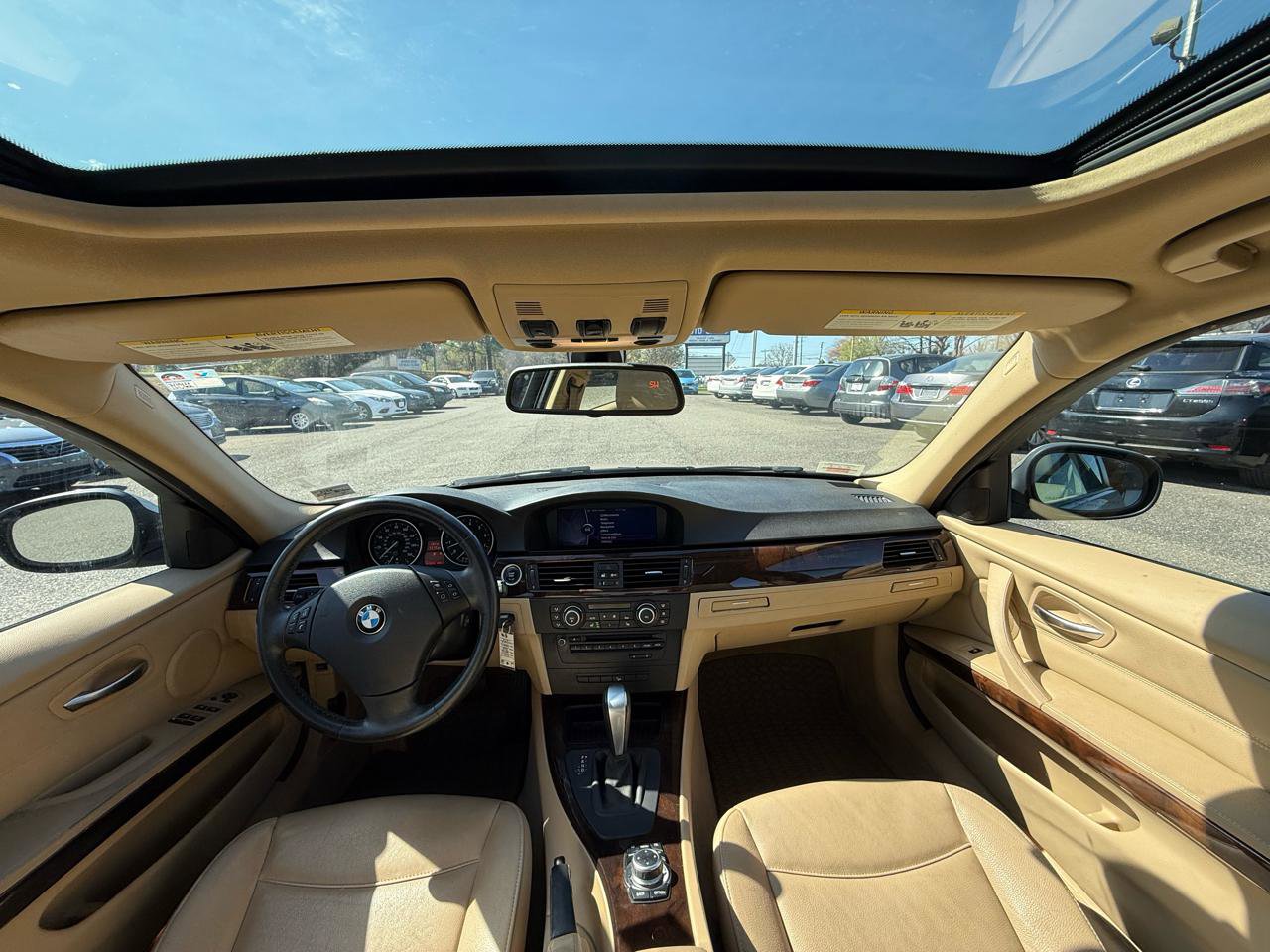 Used 2011 BMW 328i xDrive Sedan AWD/4WD image 28