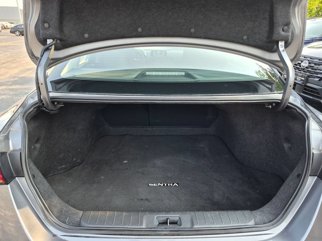 Used 2025 Nissan Sentra SV w/ All-Weather Package FWD image 24