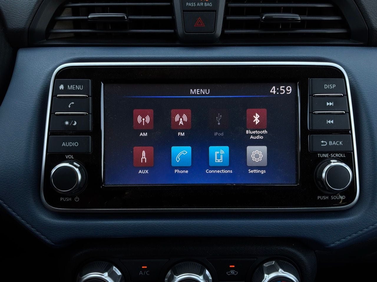 Used 2025 Nissan Versa SV w/ Trunk Package FWD image 29