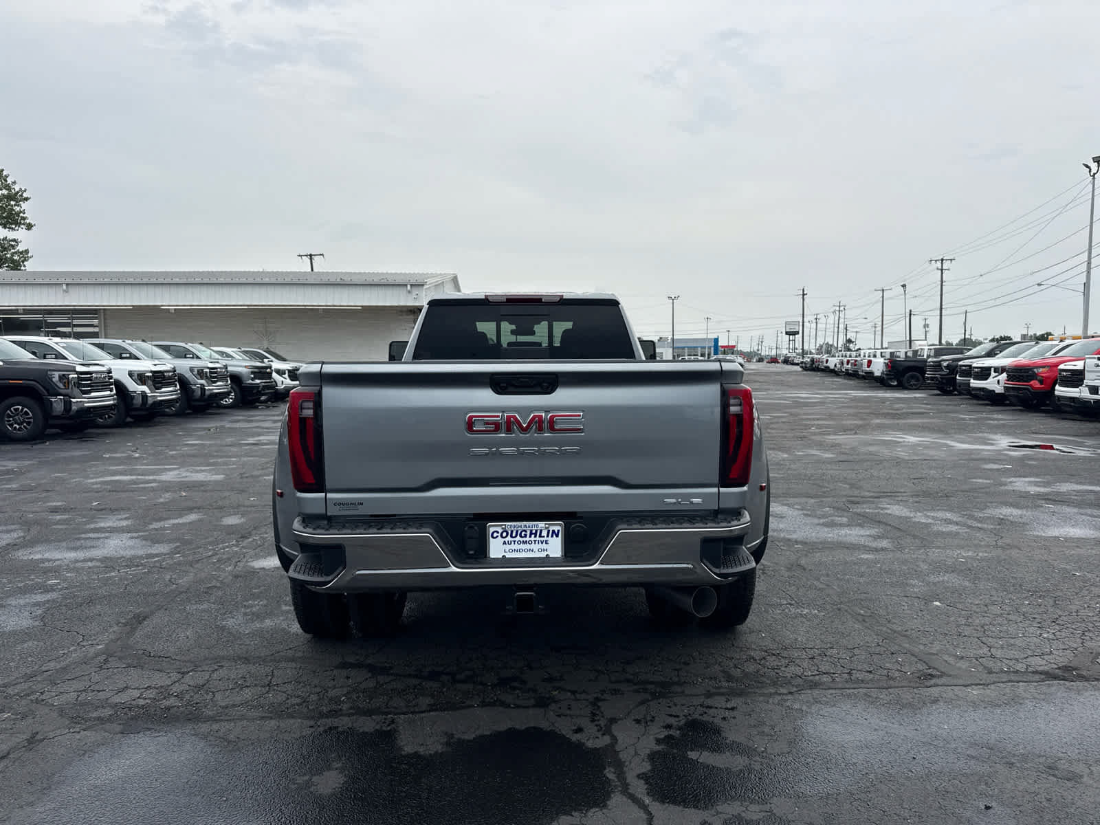 New 2026 GMC Sierra 3500 SLE w/ Preferred Package AWD/4WD image 4