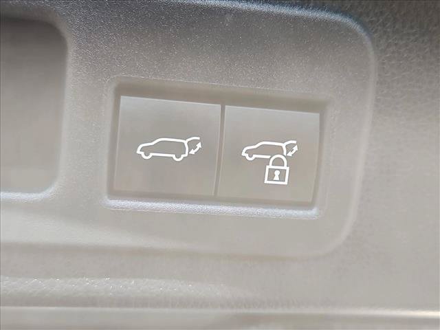 Certified 2026 Toyota 4Runner TRD Off-Road Premium AWD/4WD image 7