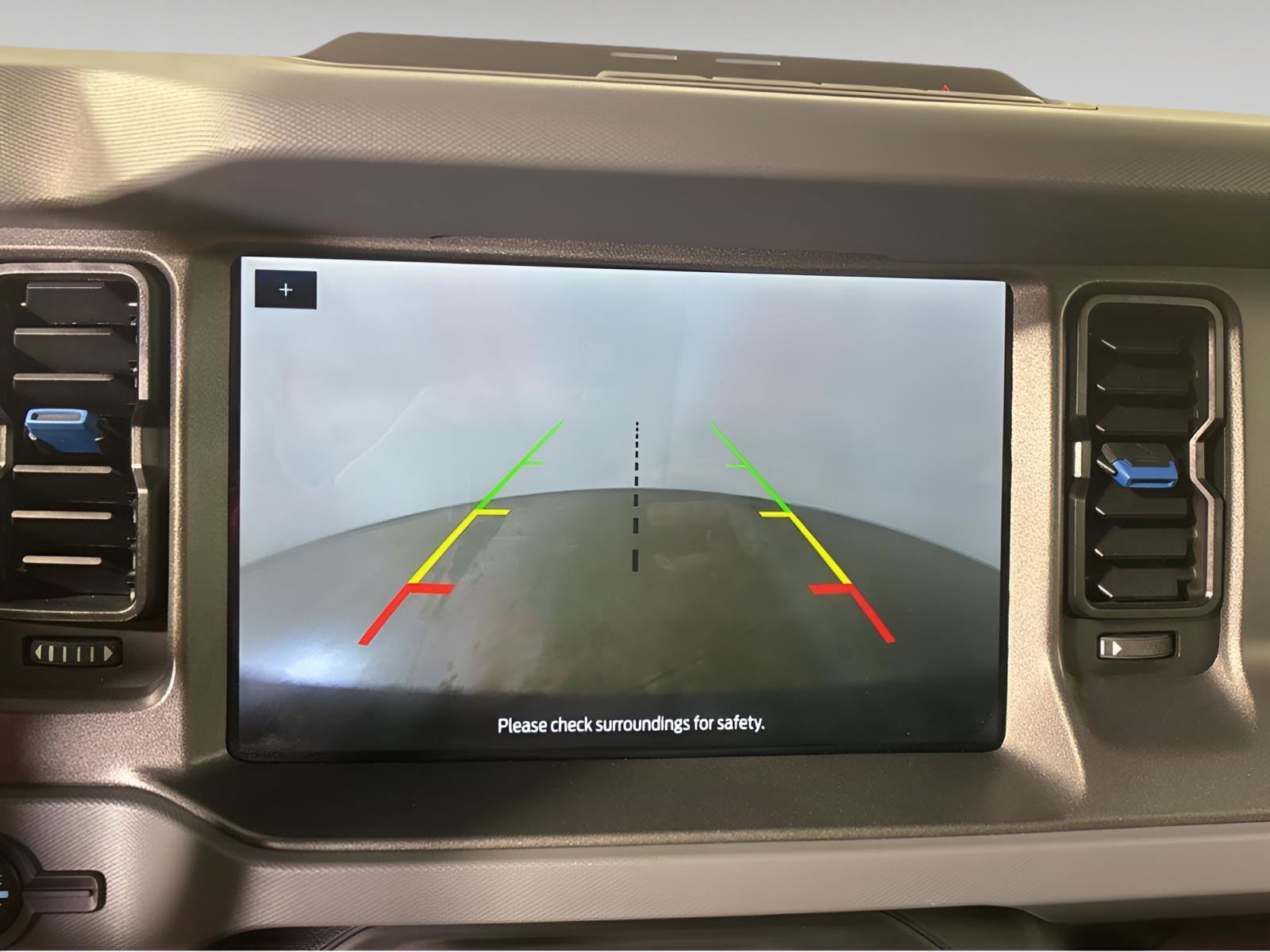 Used 2024 Ford Bronco Black Diamond image 23