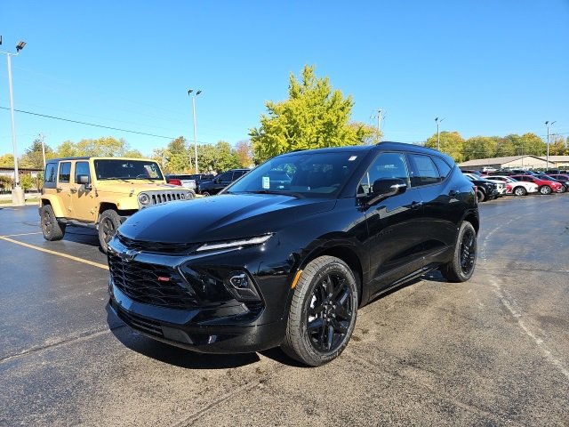 New 2025 Chevrolet Blazer RS w/ Driver Confidence II Package image 5