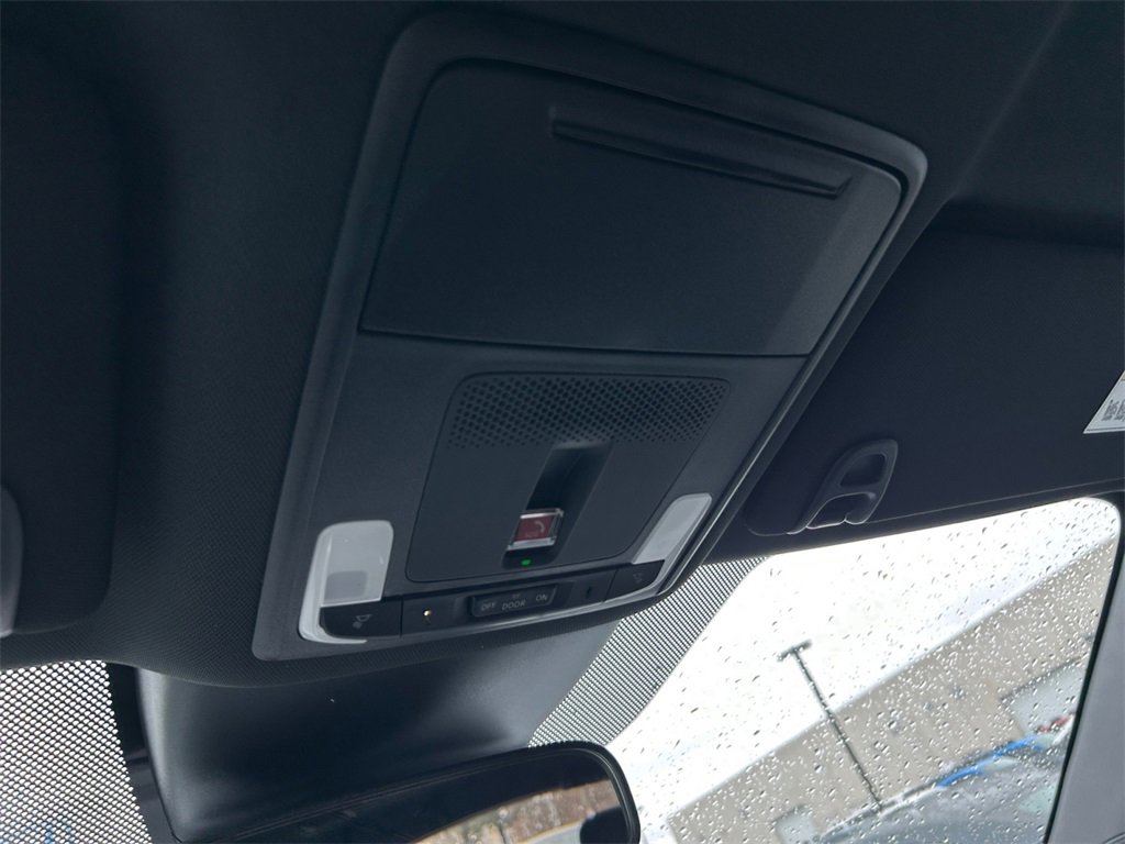 New 2026 Honda Pilot Sport image 23