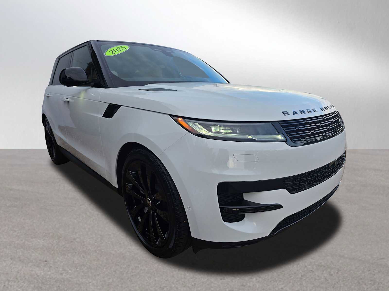 Certified 2025 Land Rover Range Rover Sport SE image 7